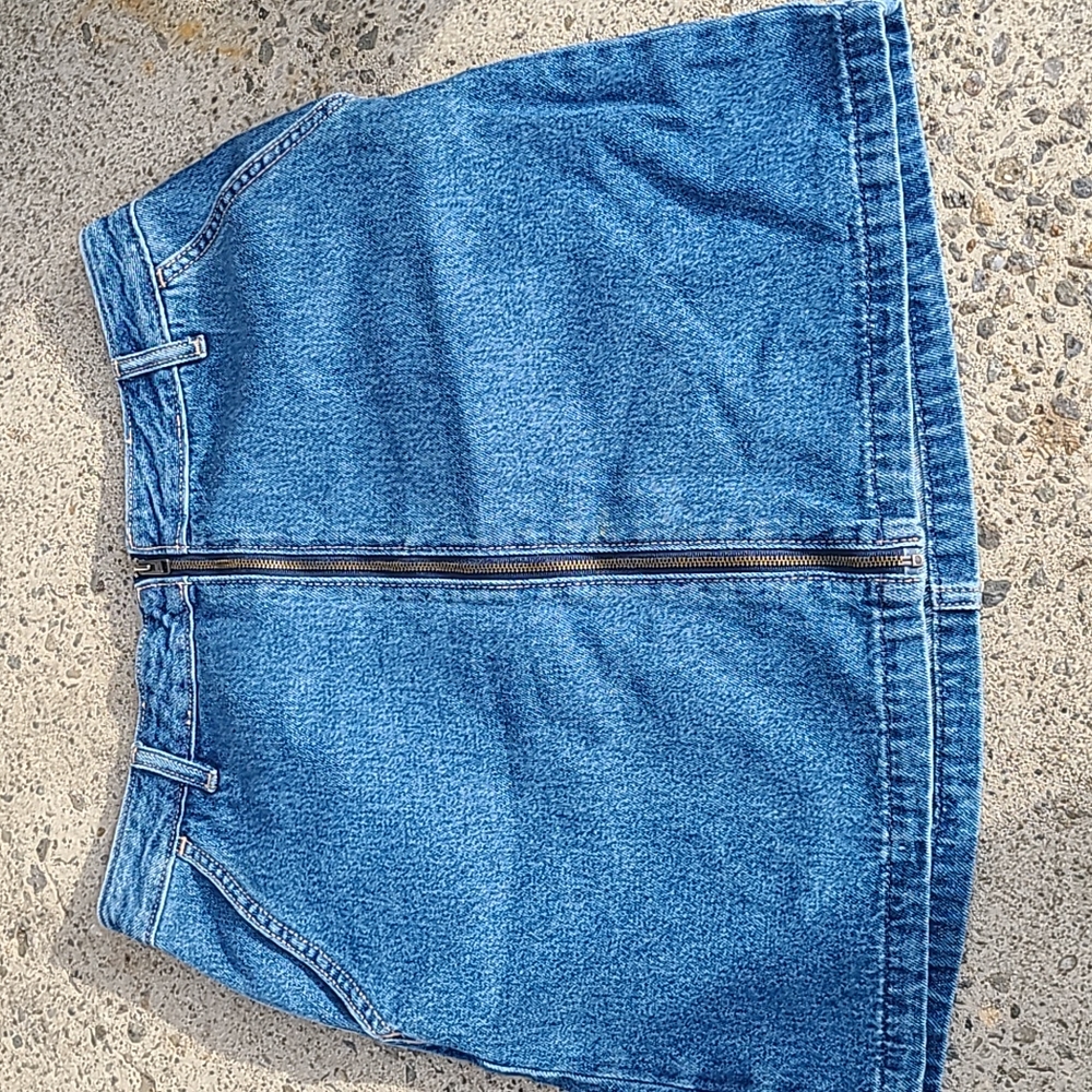 Jean Zip up short skirt